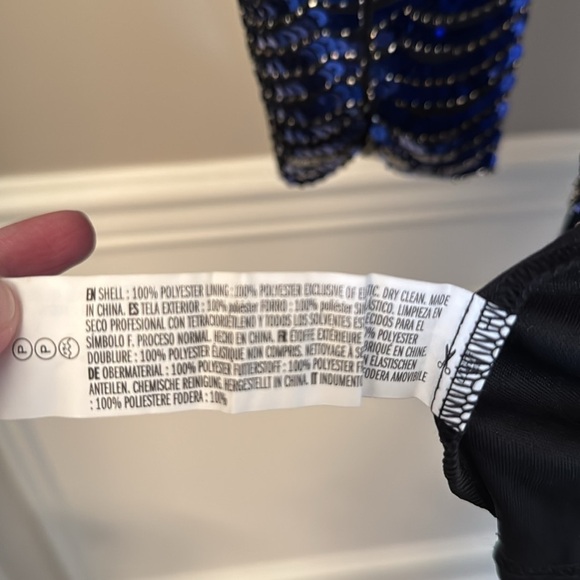 Vici SAPPHIRE SEQUIN LONG SLEEVE ROMPER size medium - Picture 11 of 12